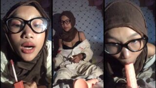 Bokepmalay Ukhti Sabria Sange Jilatin Dildo
